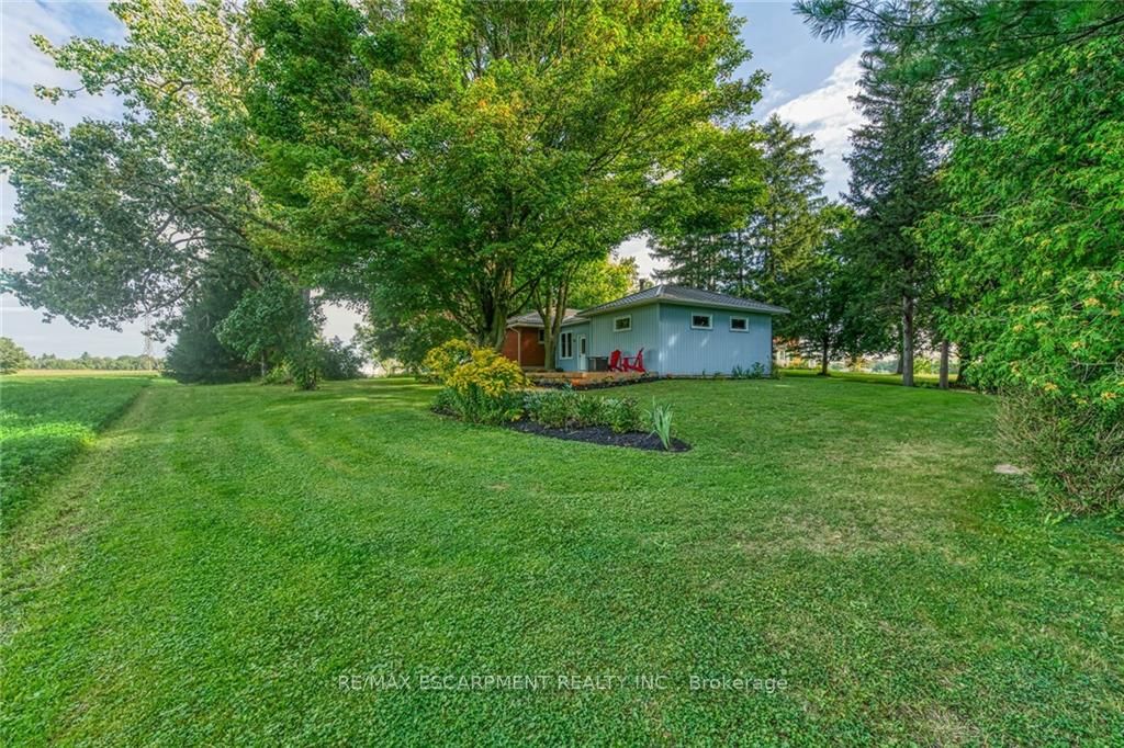 2097 Jerseyville Rd W