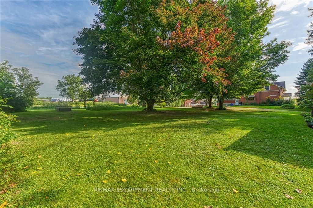 2097 Jerseyville Rd W