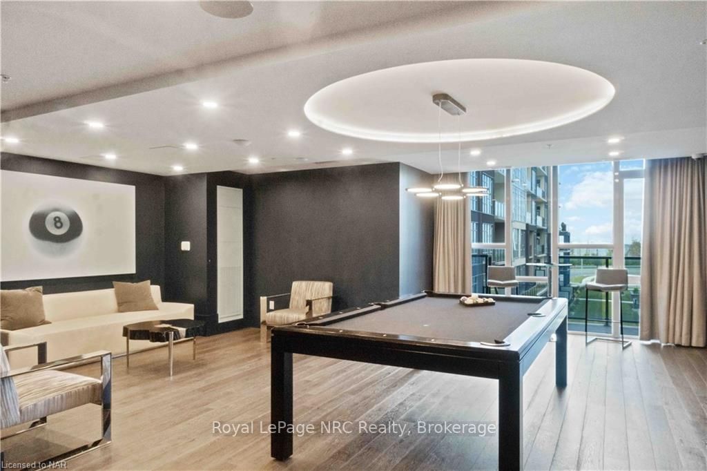 16 Concord Pl, #429