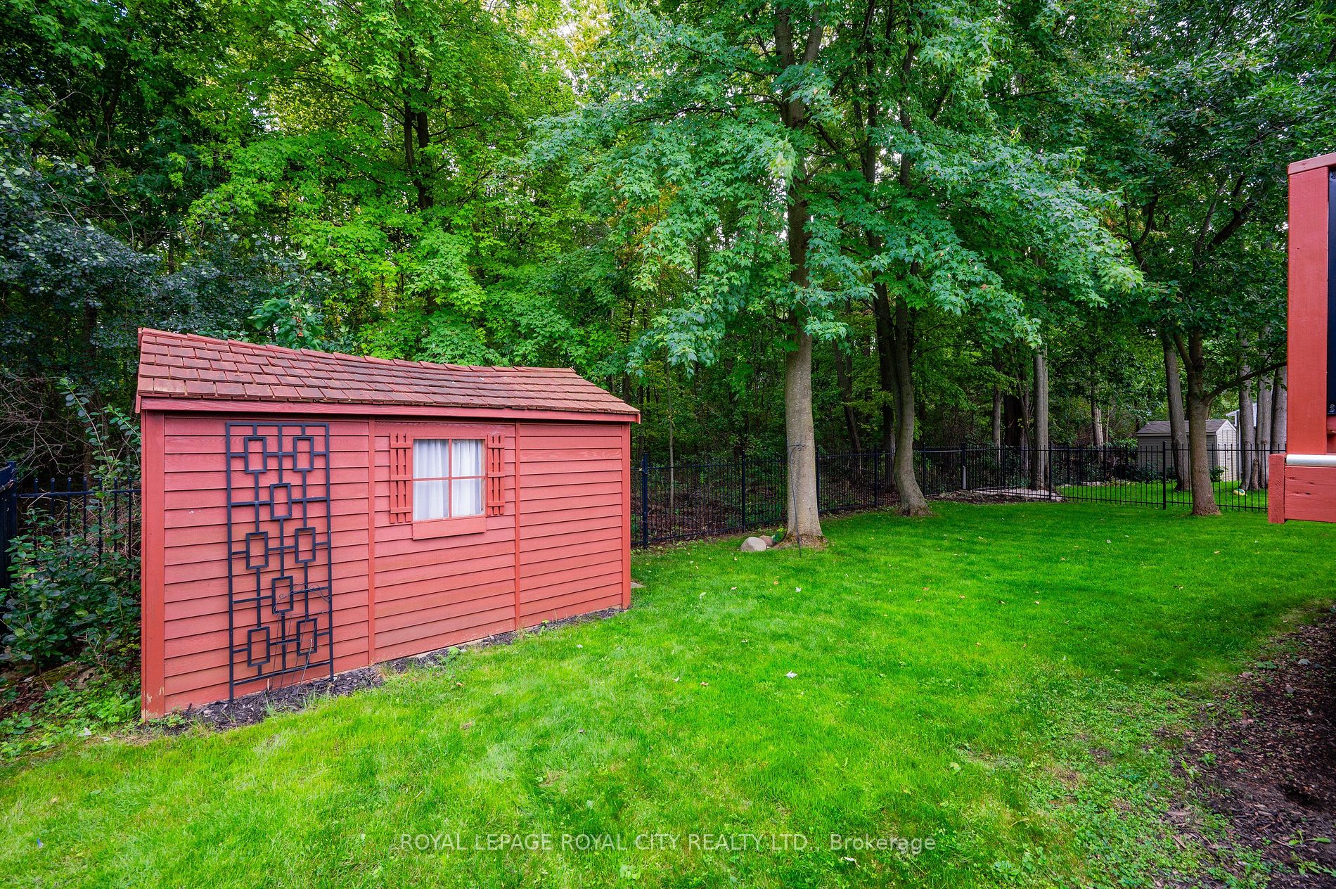 738 Willow Rd