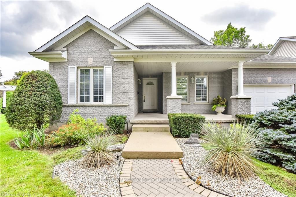 12 Sprucehaven Crt