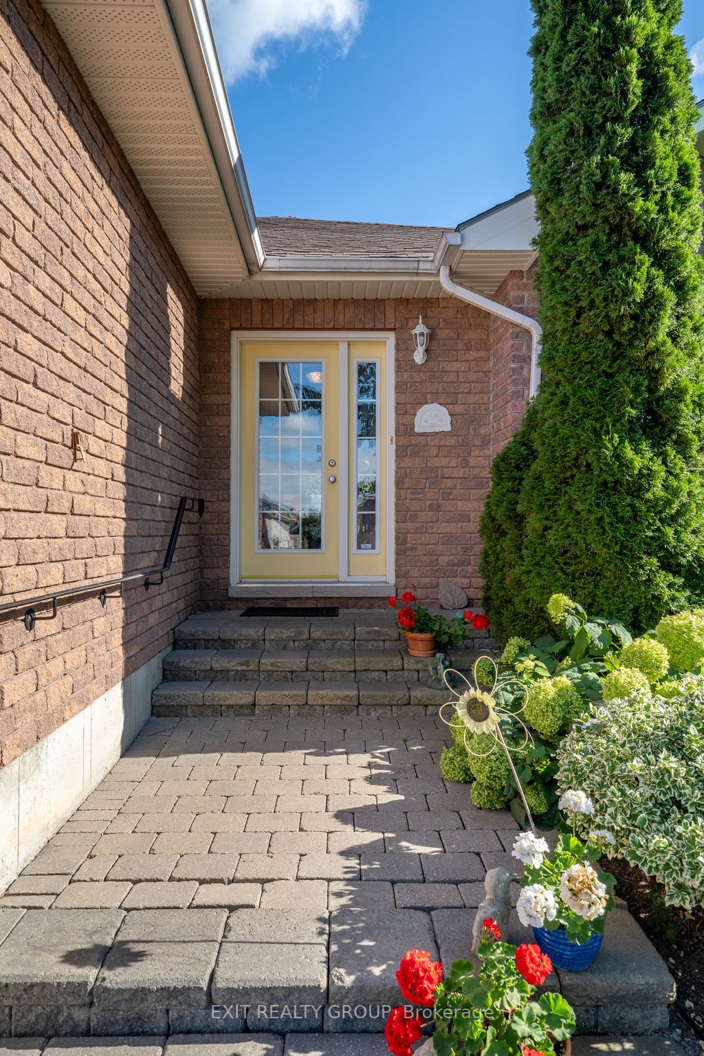26 Aletha Dr