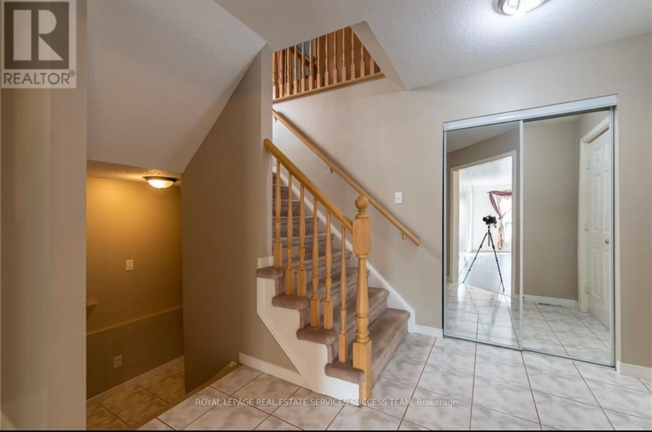 342 Havendale Crescent