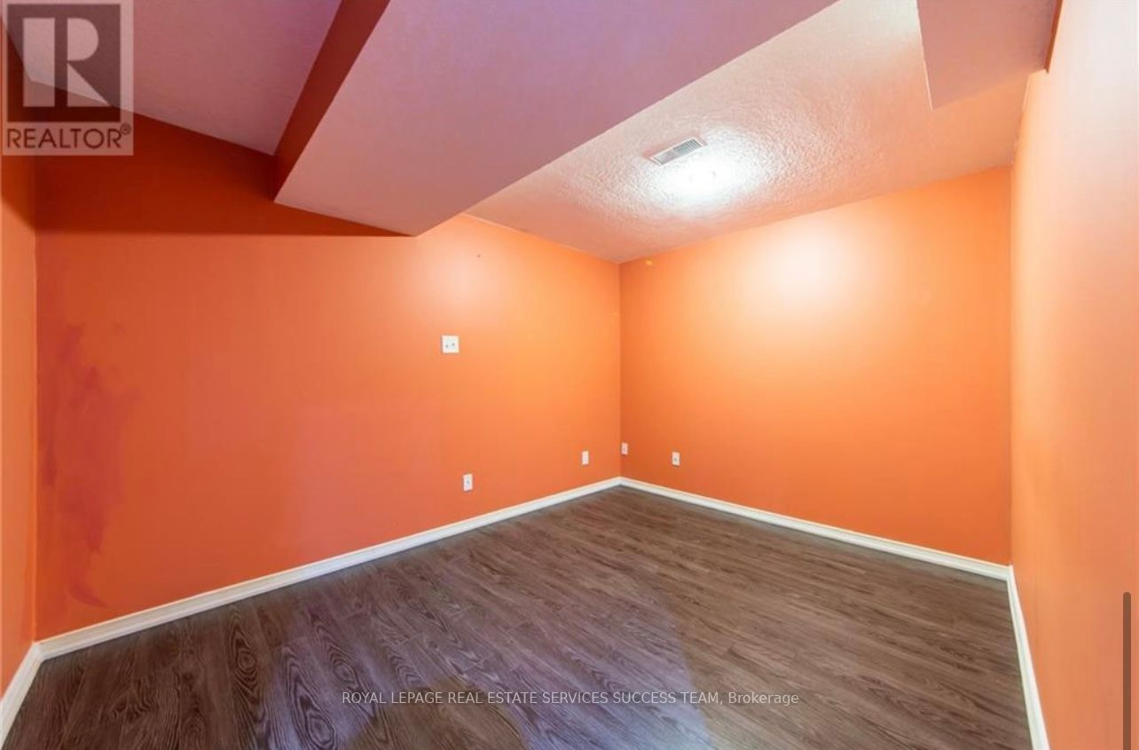 342 Havendale Crescent