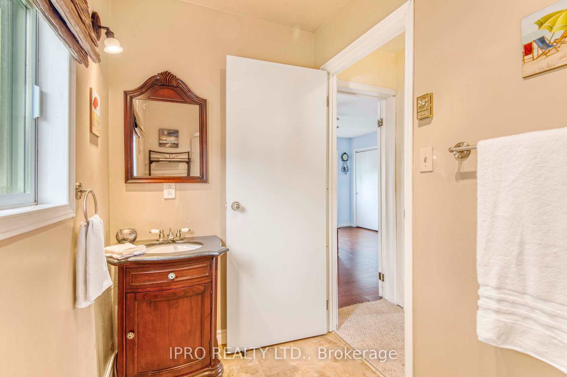 53 Crozier Street