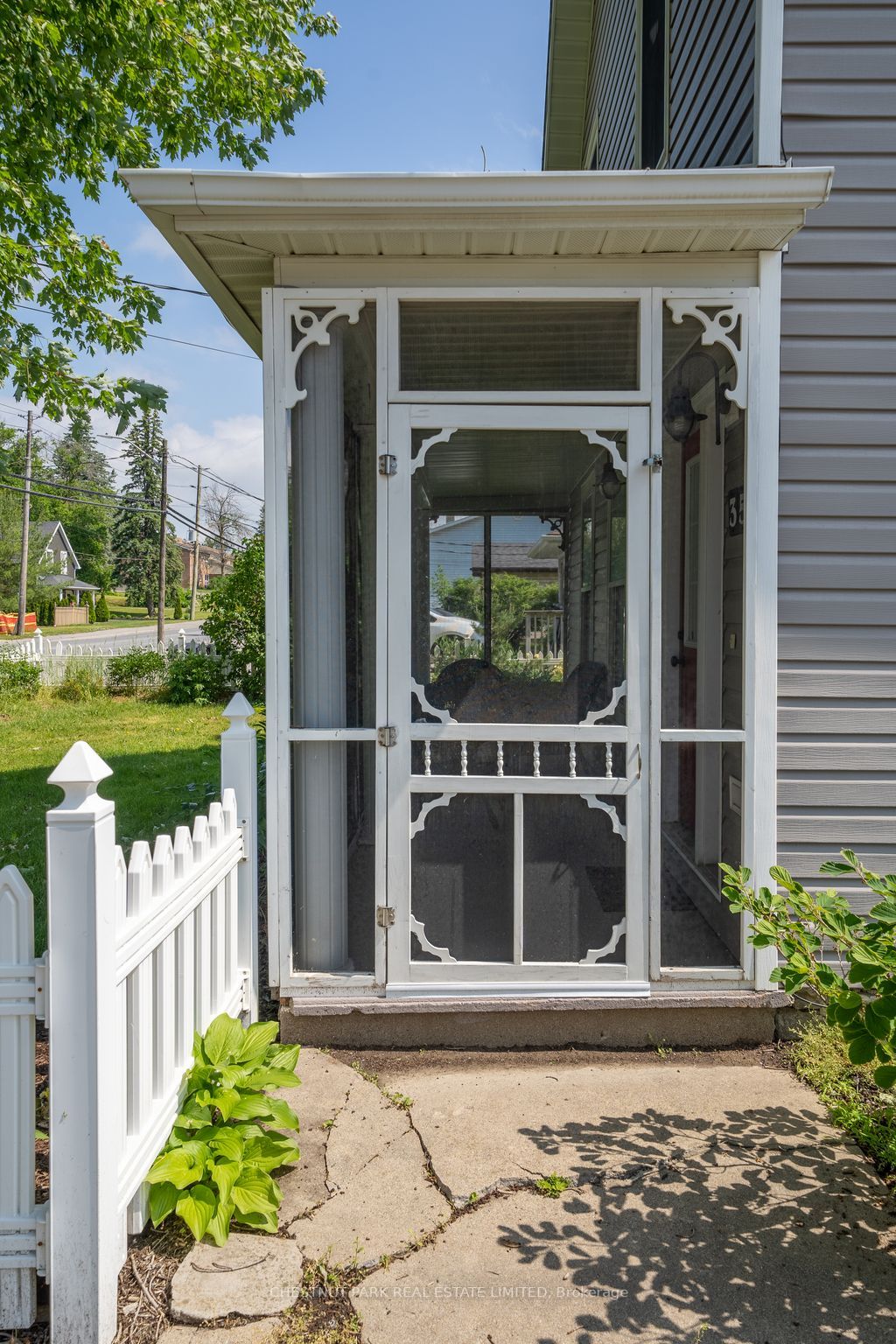 35 Lake St