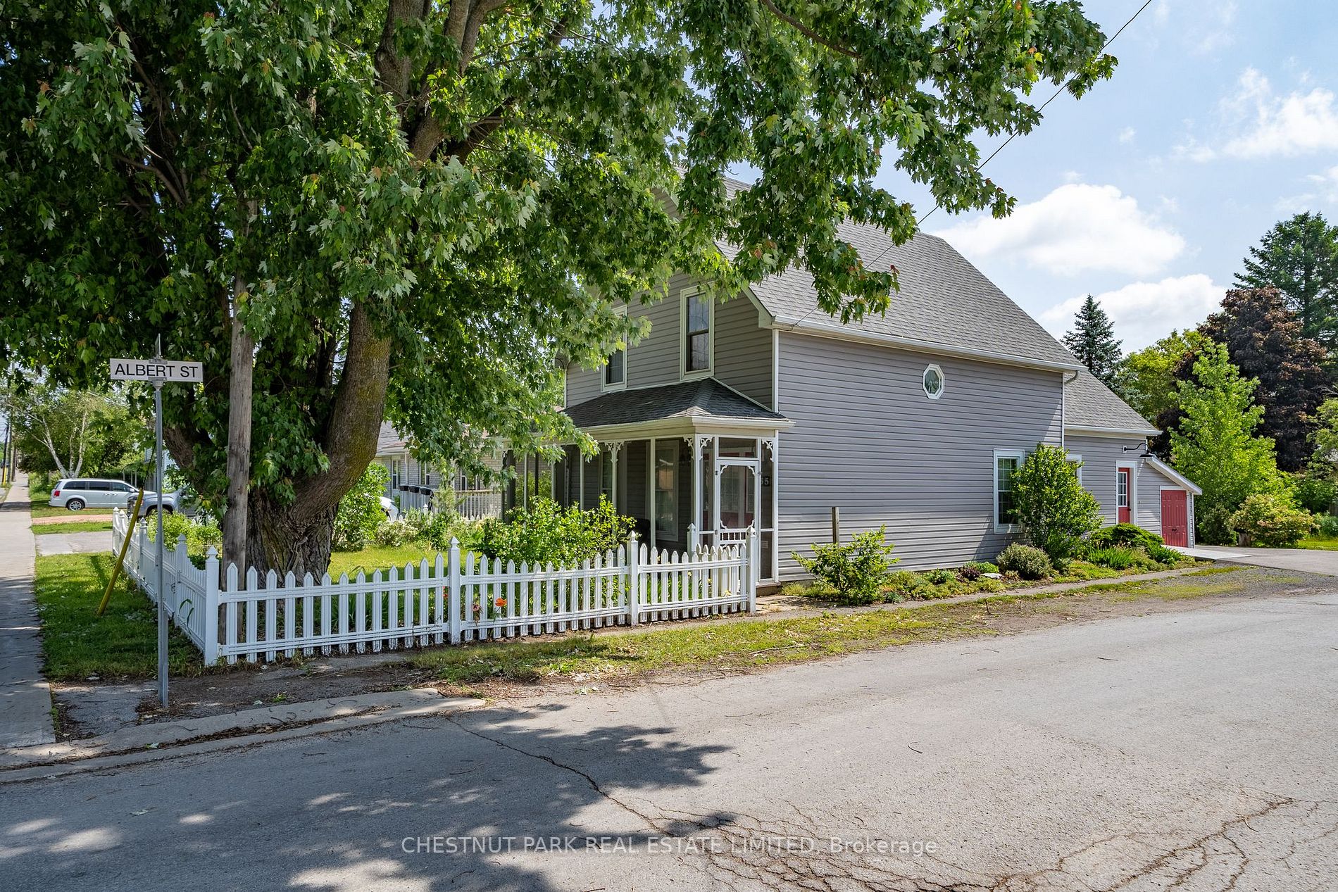 35 Lake St