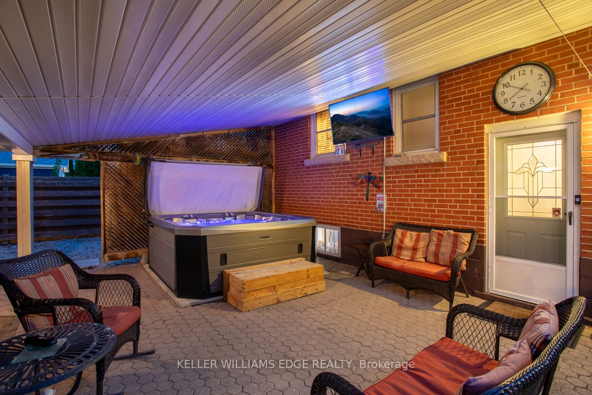 11 Brandow Crt