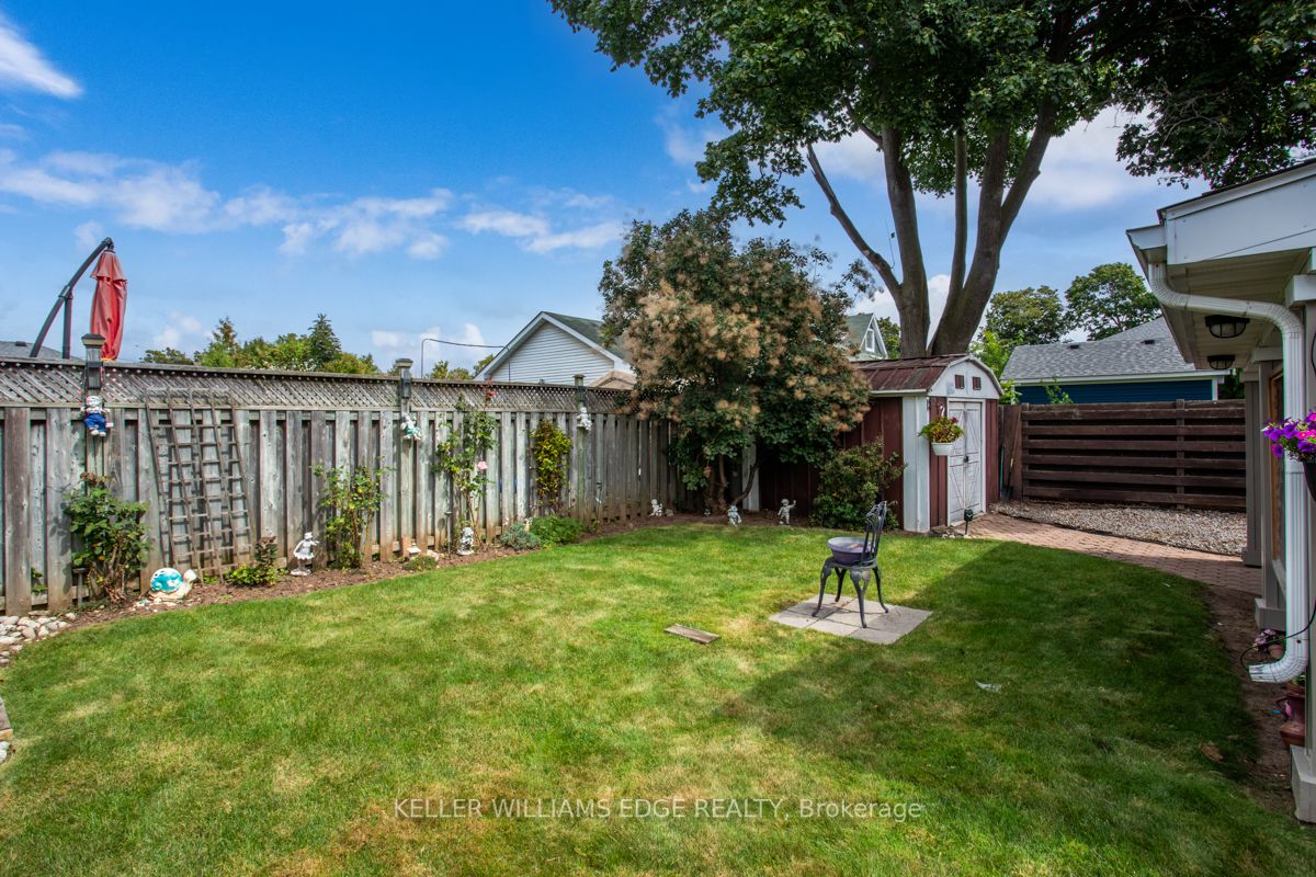 11 Brandow Crt