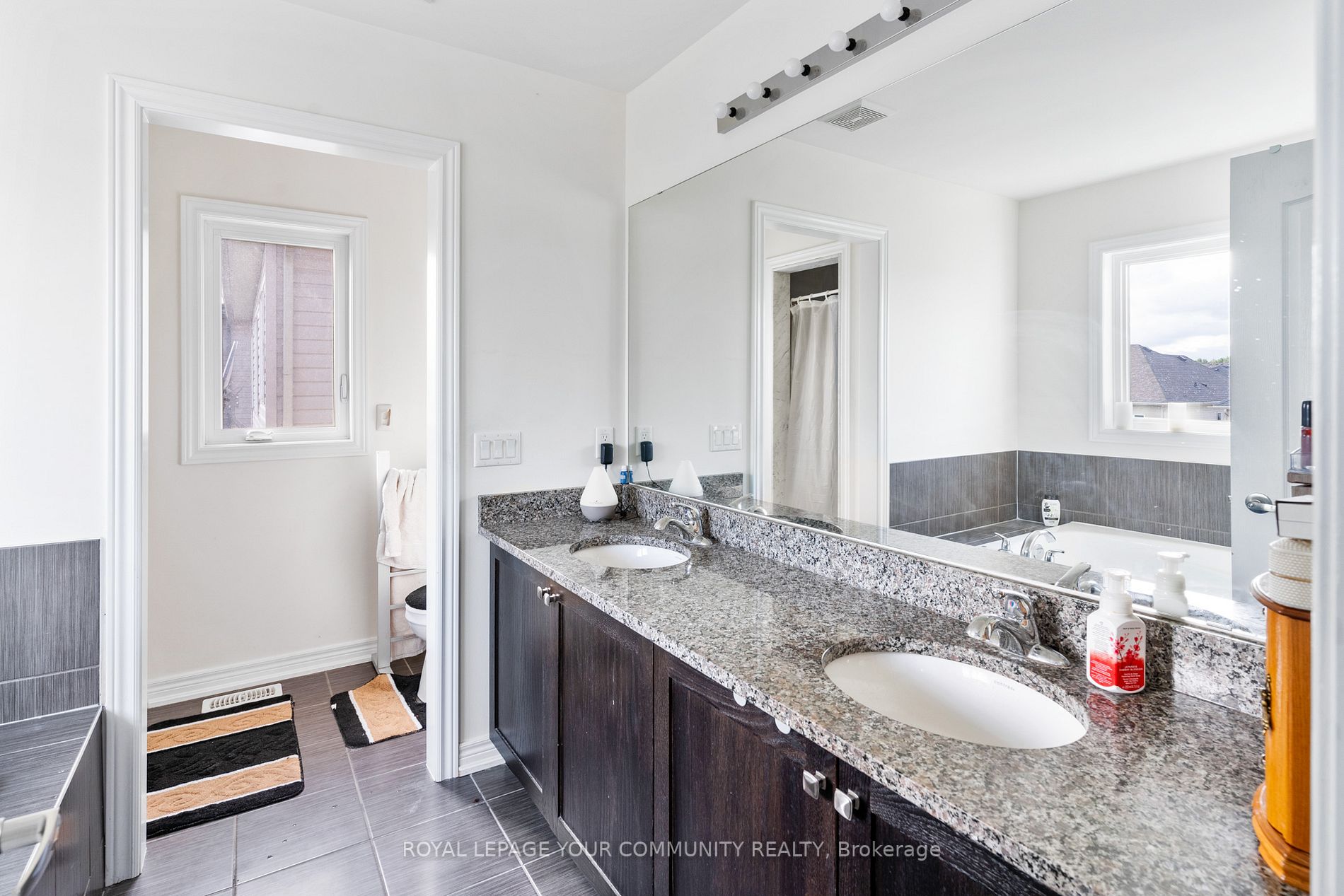 Listing X6818974 - Large Photo # 31