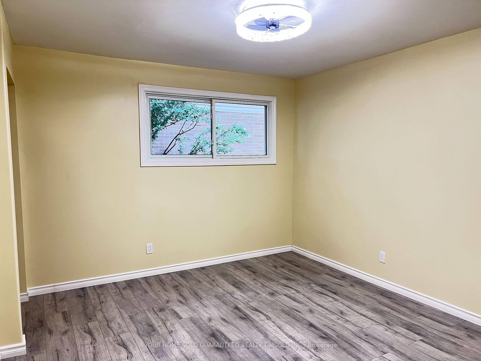 1242 Cottage Place