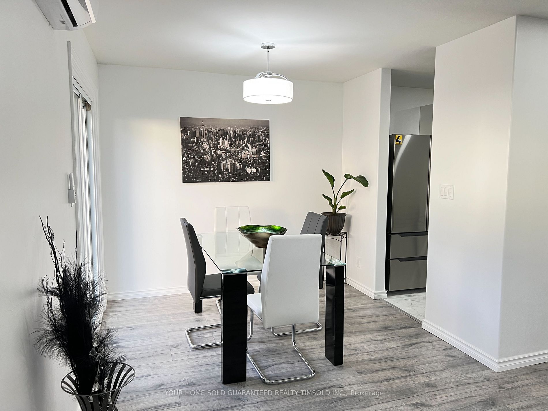 1242 Cottage Place