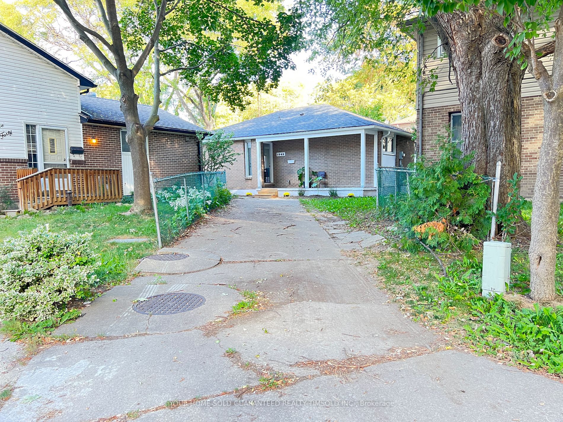1242 Cottage Place