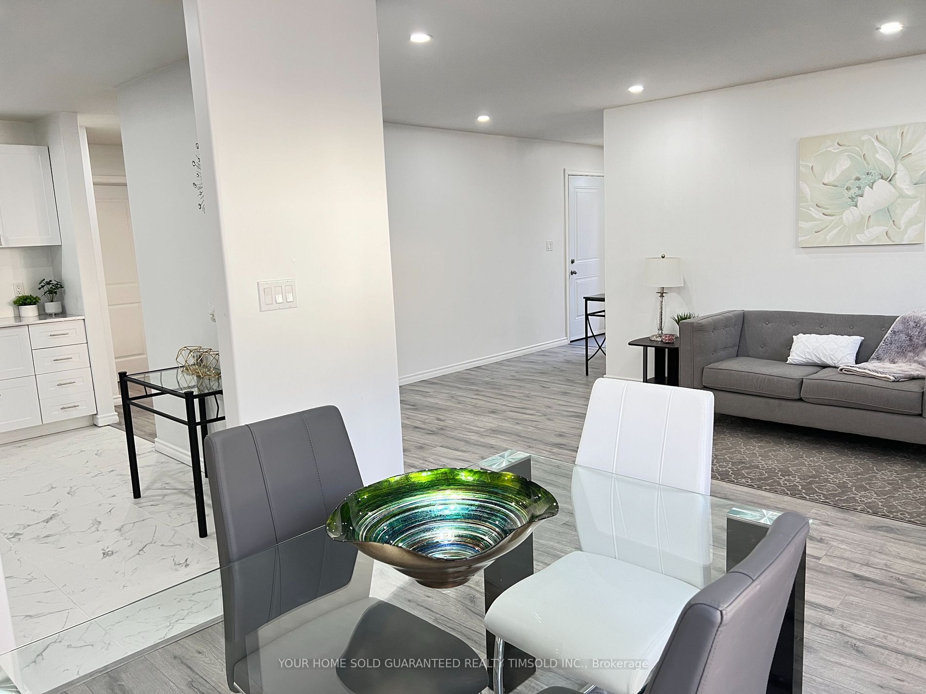 1242 Cottage Place