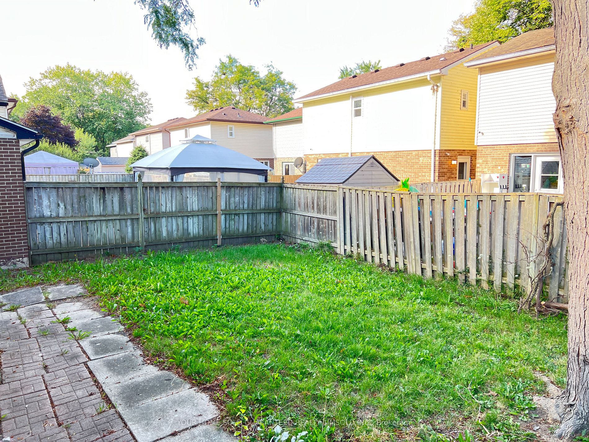 1242 Cottage Place
