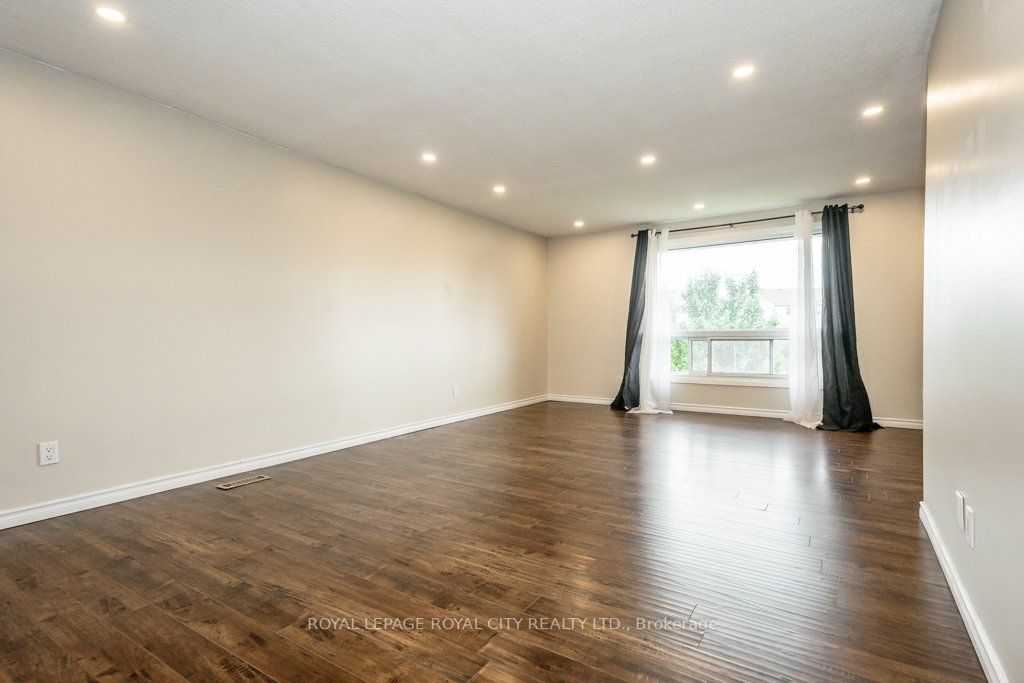 700 Paisley Rd, #11