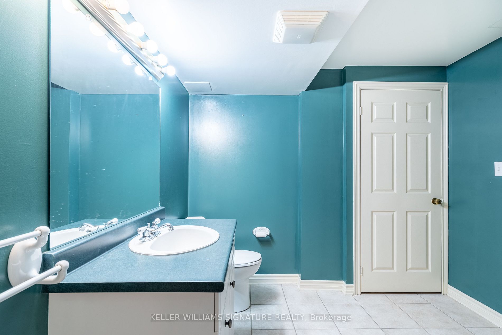 253 Dorchester Dr