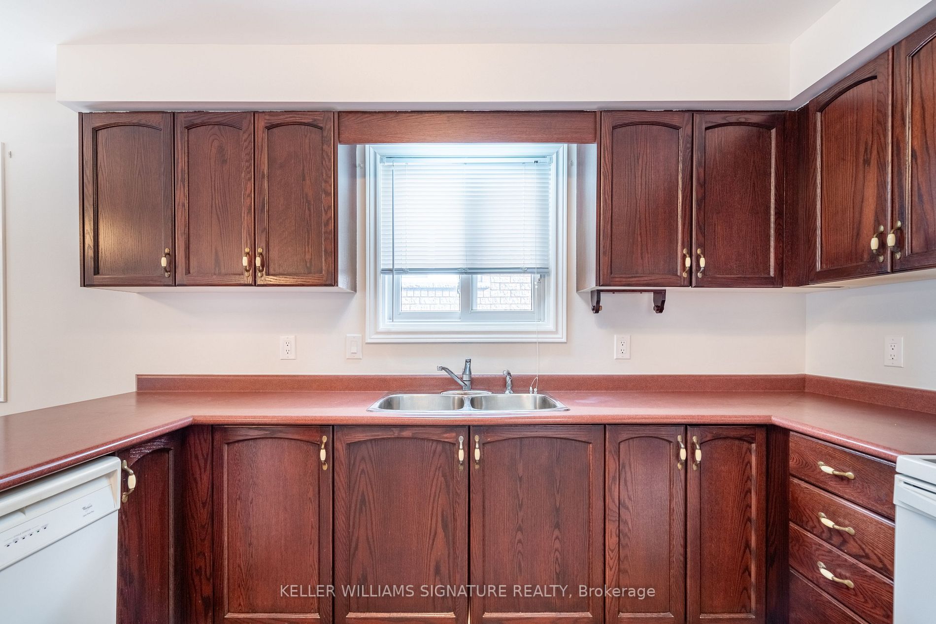 253 Dorchester Dr