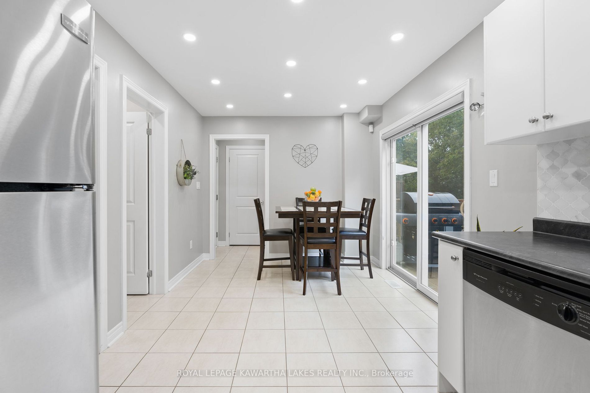 22 Fallingbrook Crescent