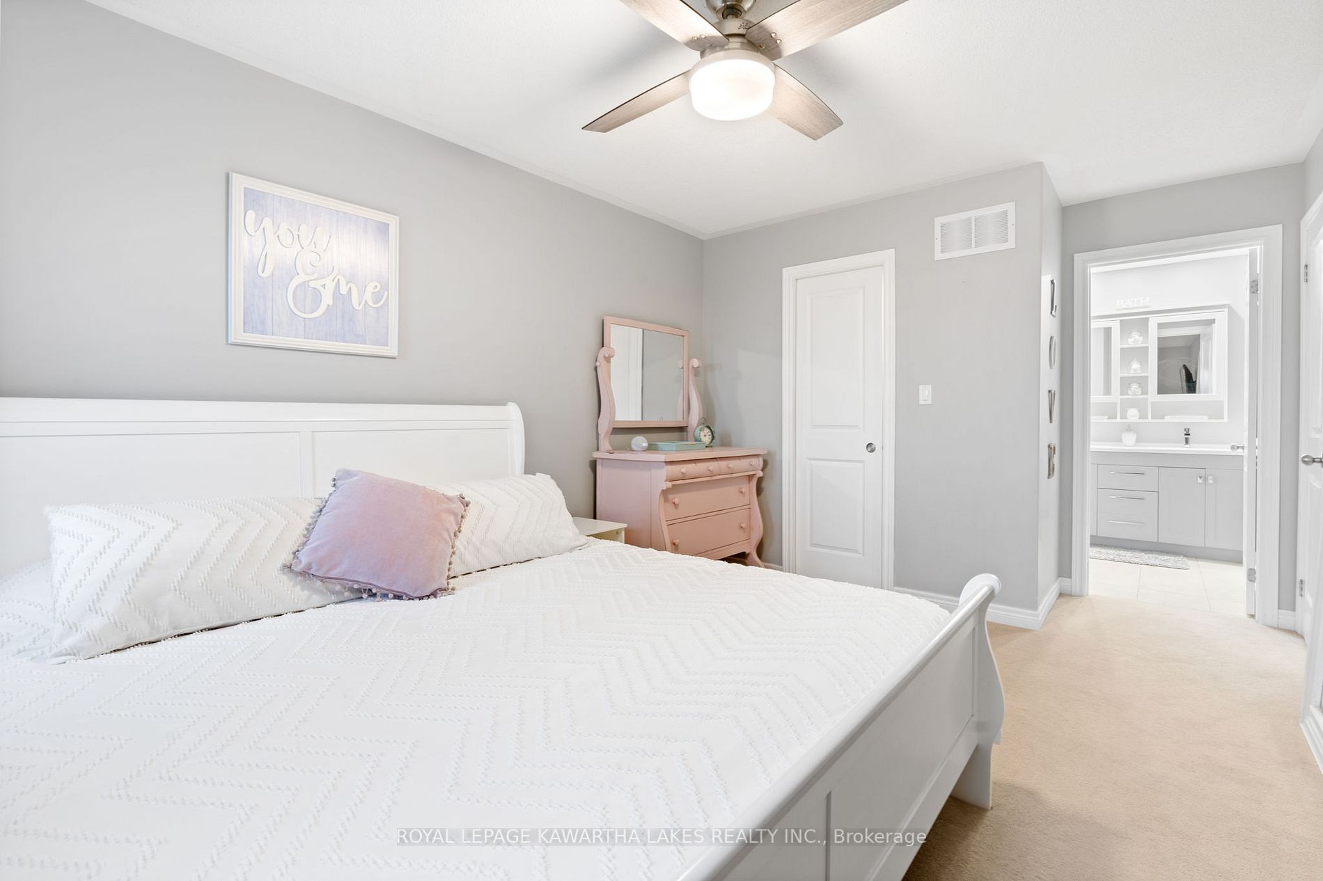 22 Fallingbrook Crescent