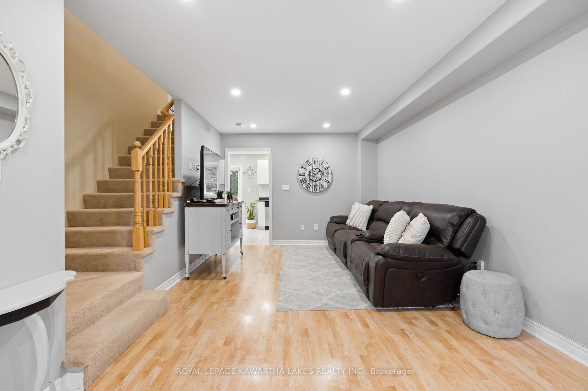 22 Fallingbrook Crescent