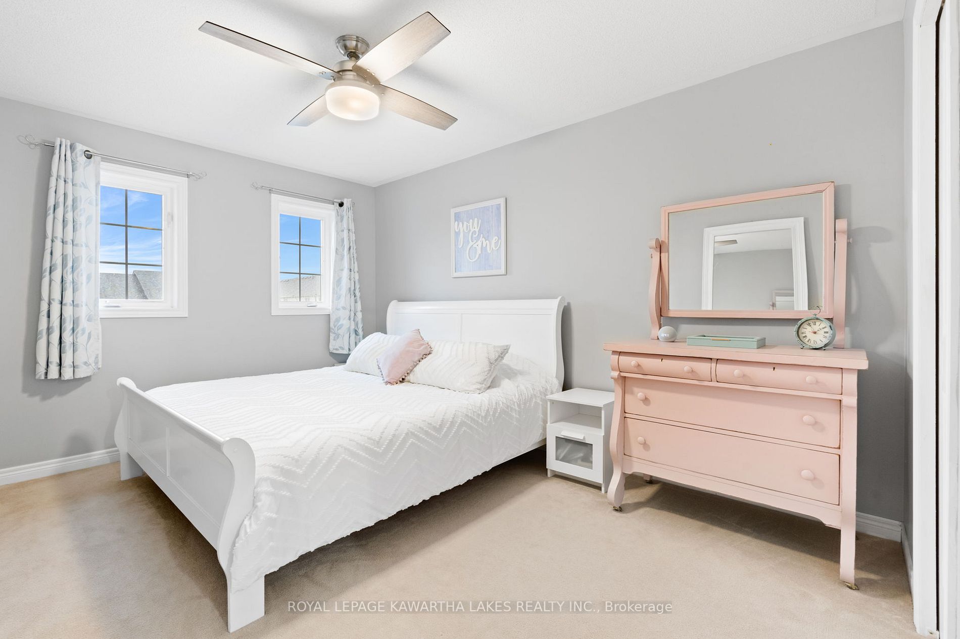 22 Fallingbrook Crescent