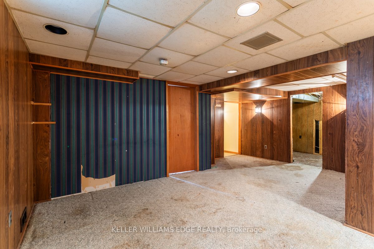28 Passmore St