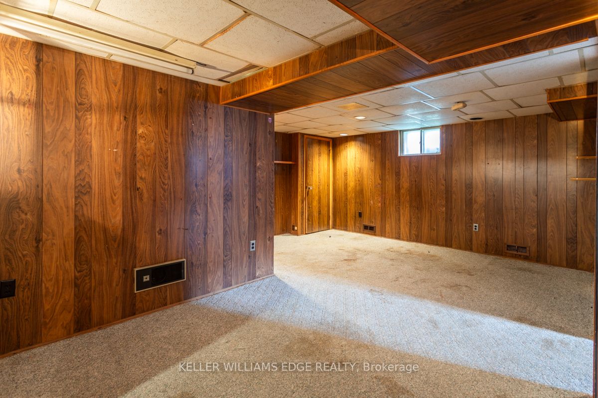 28 Passmore St