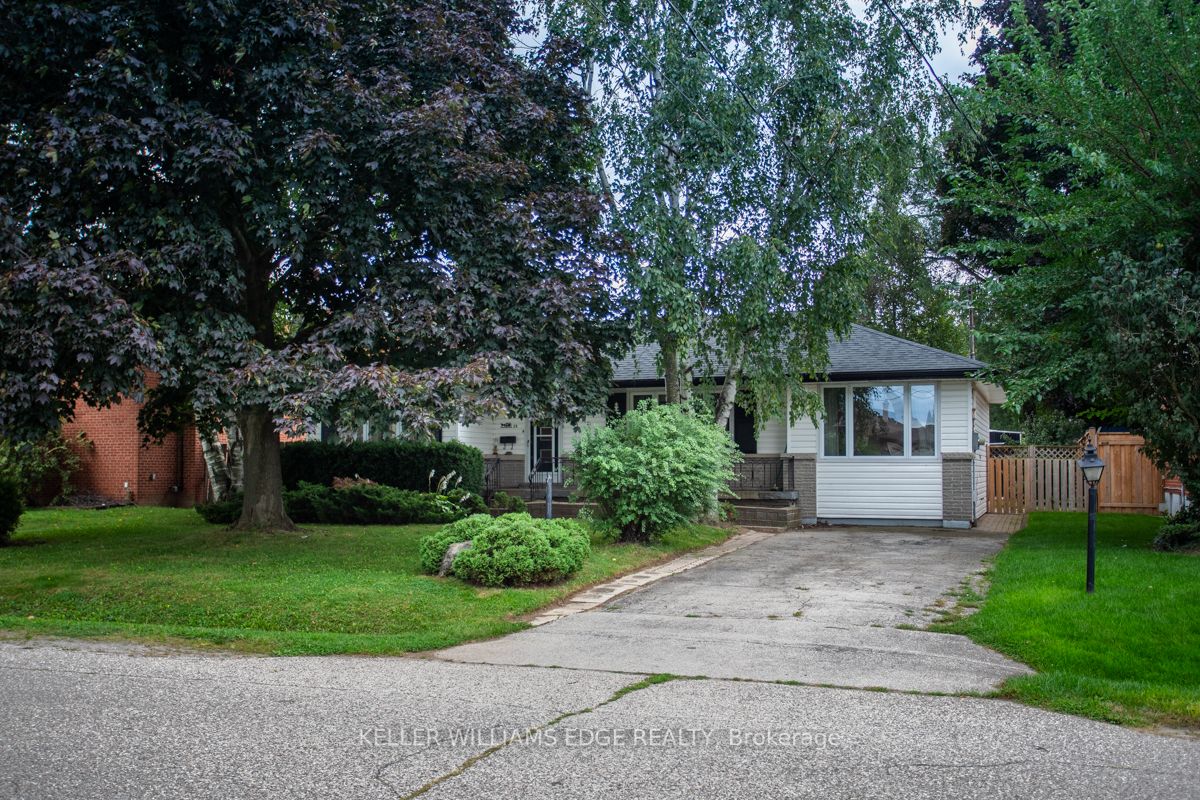28 Passmore St