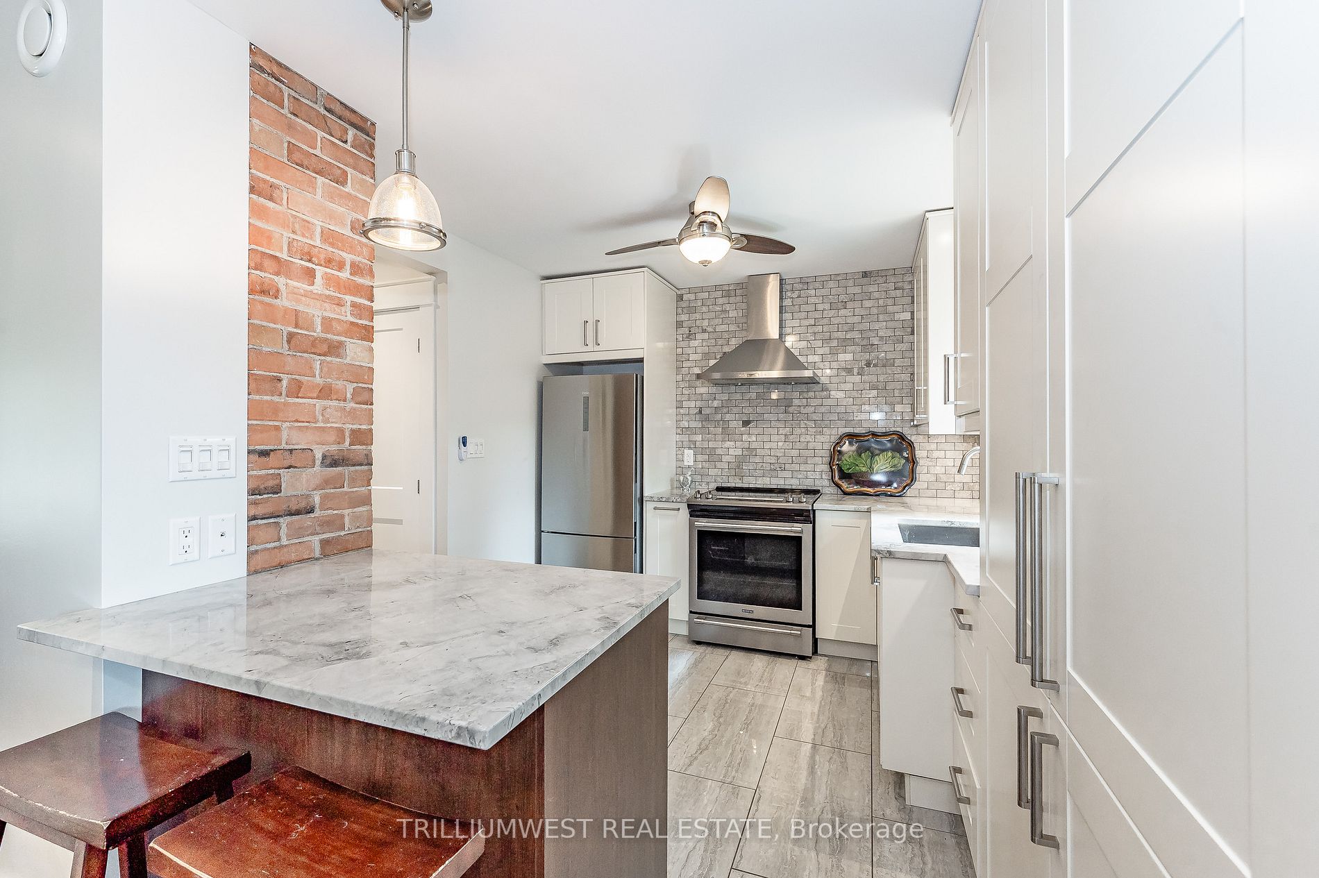 18 Waterloo Avenue