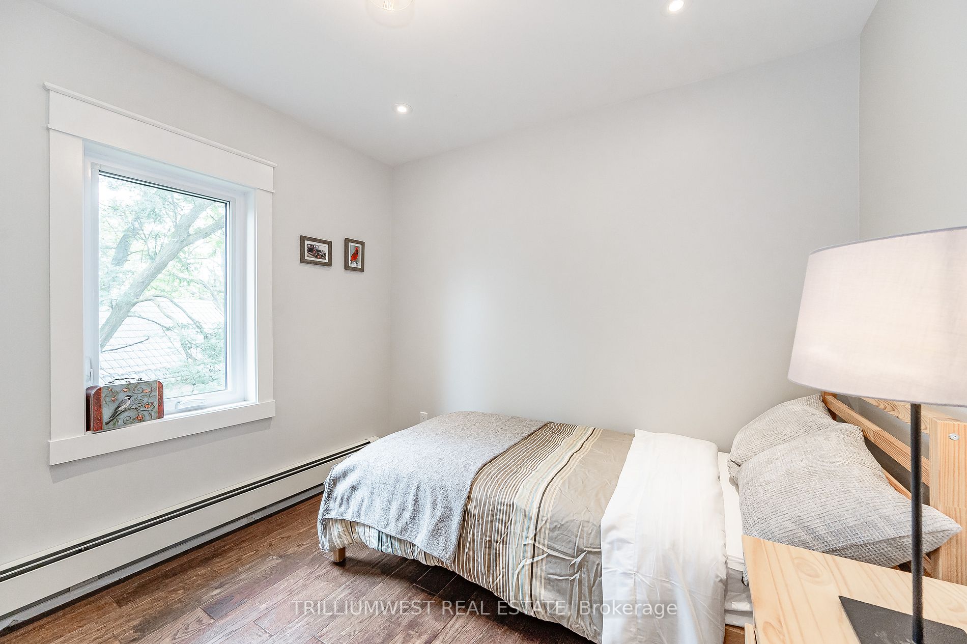 18 Waterloo Avenue