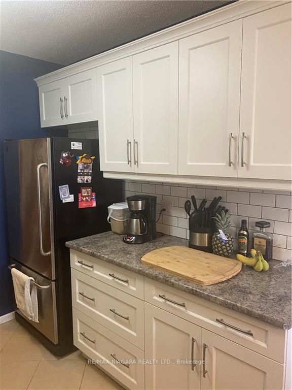 7 Gale Cres, #109