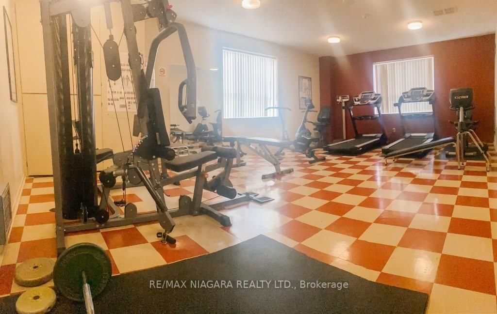 7 Gale Cres, #109