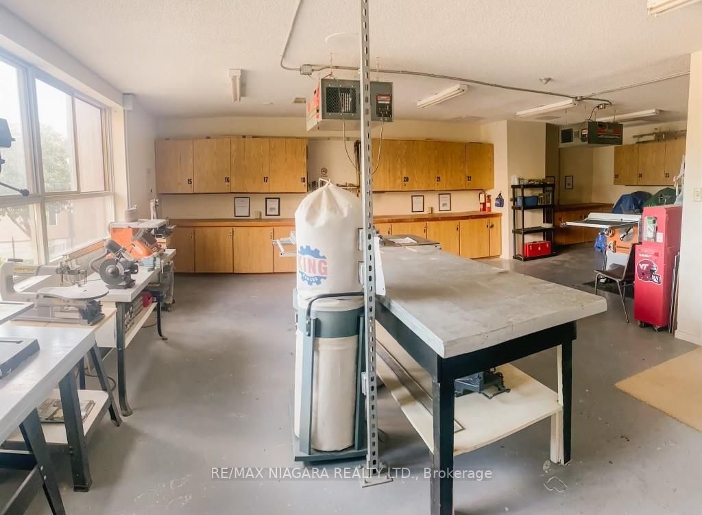 7 Gale Cres, #109