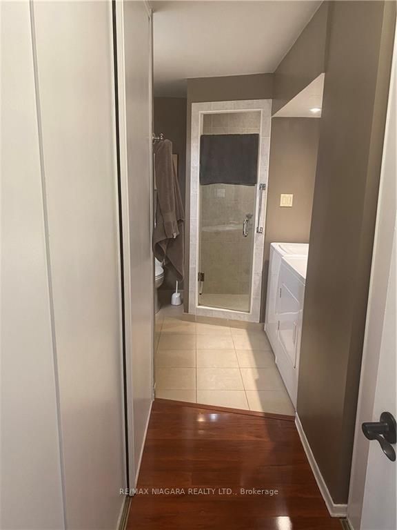 7 Gale Cres, #109