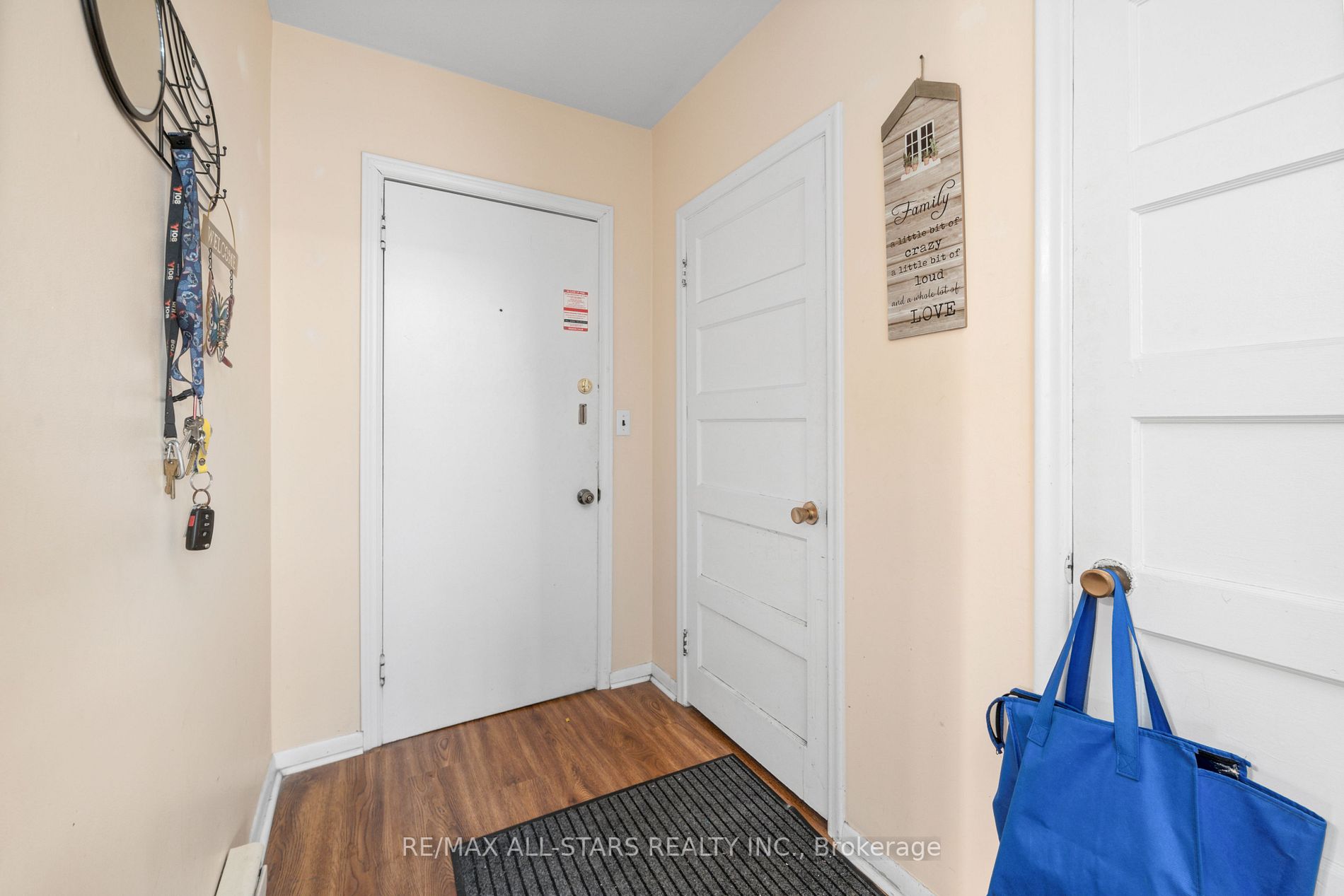 42-44 Colborne St