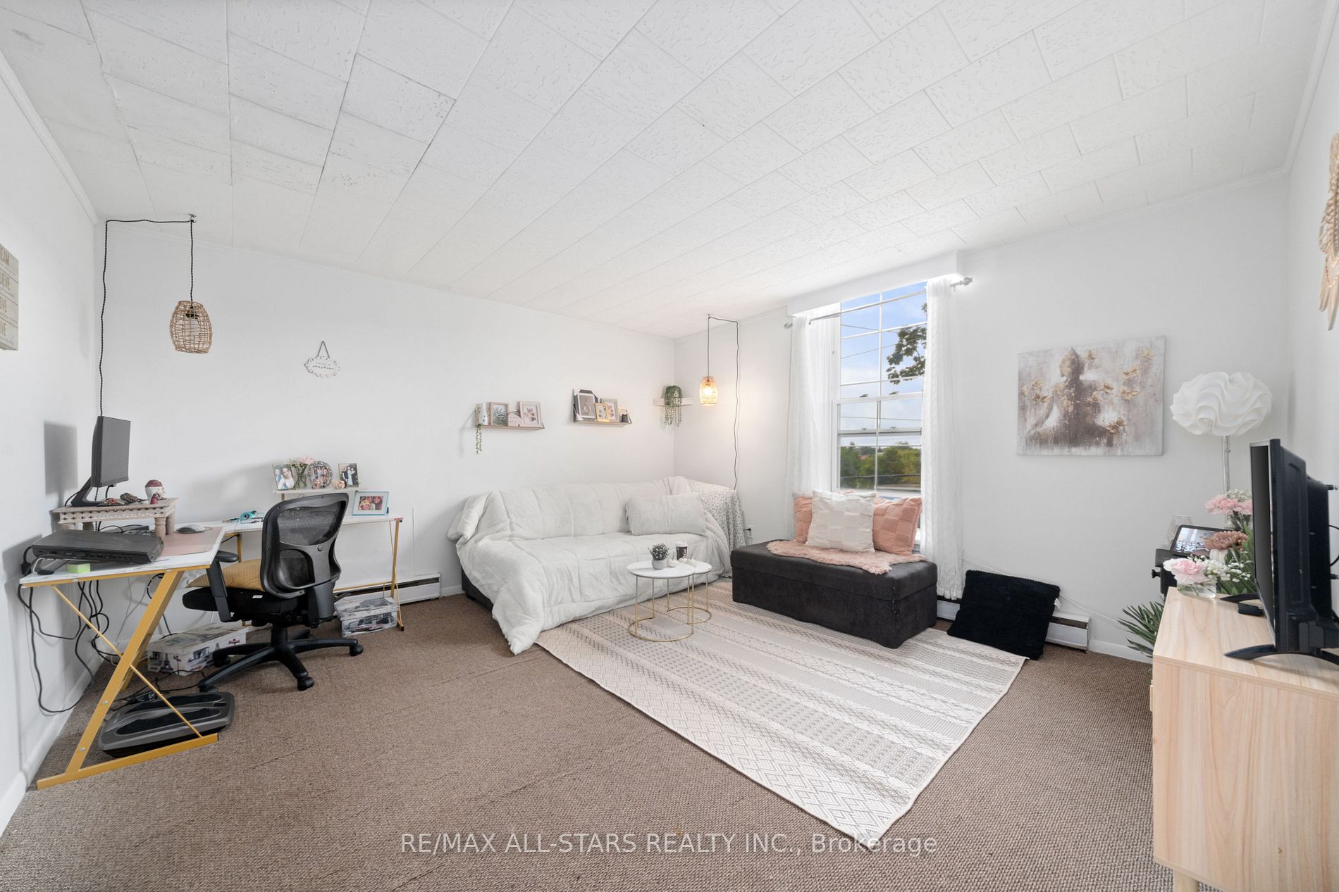 42-44 Colborne St
