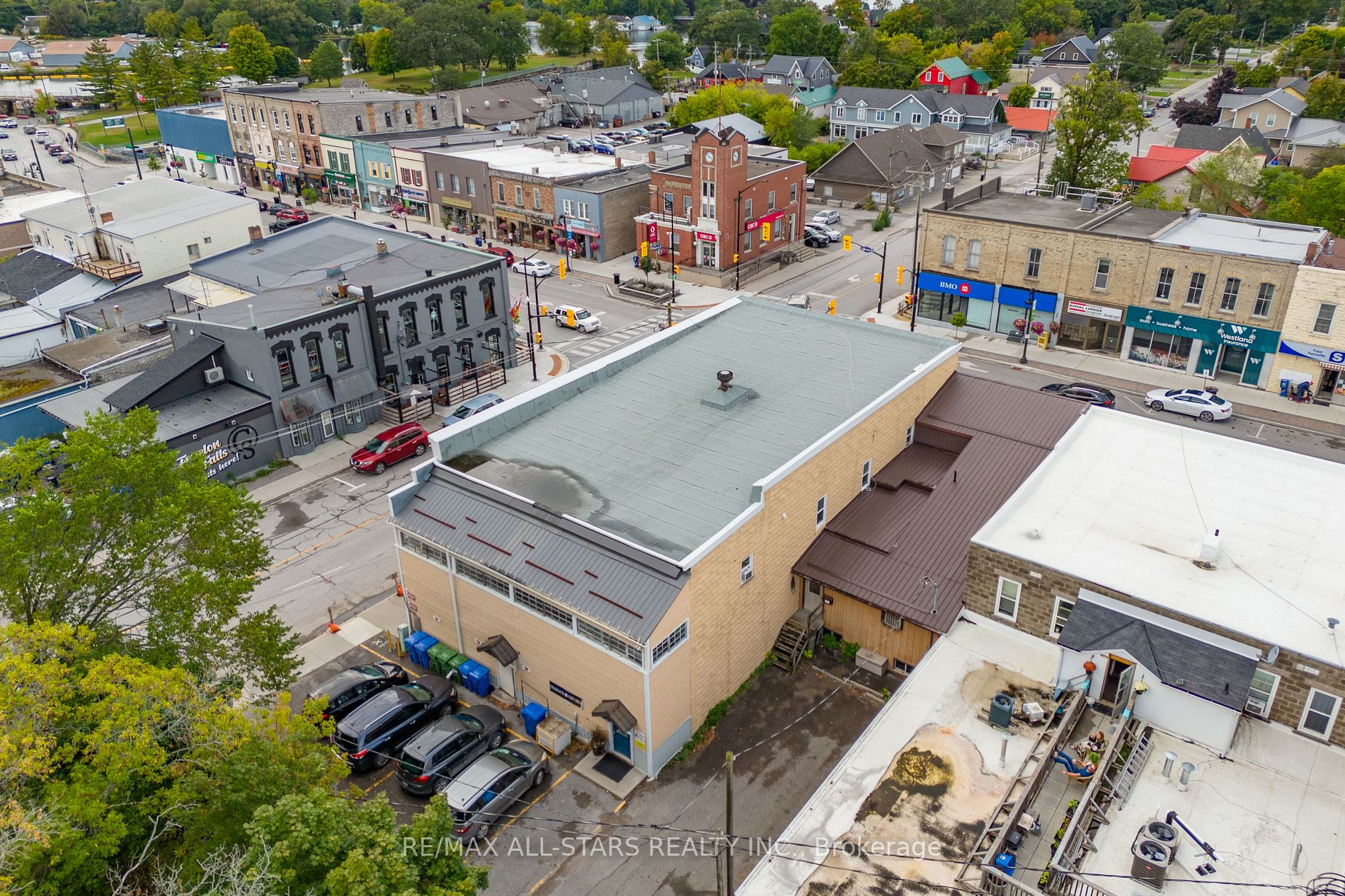 42-44 Colborne St