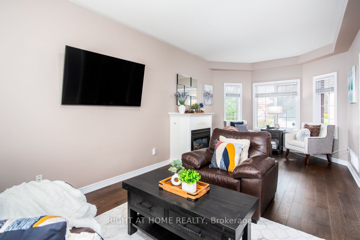 10 Dalrymple Dr