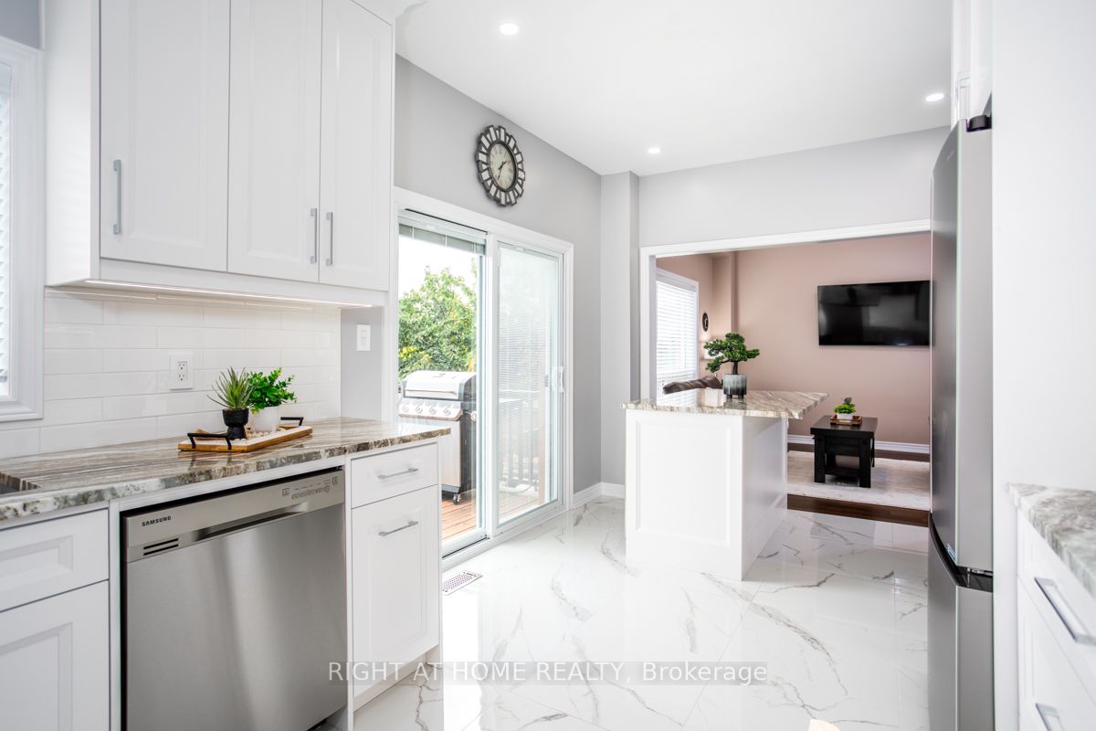 10 Dalrymple Dr