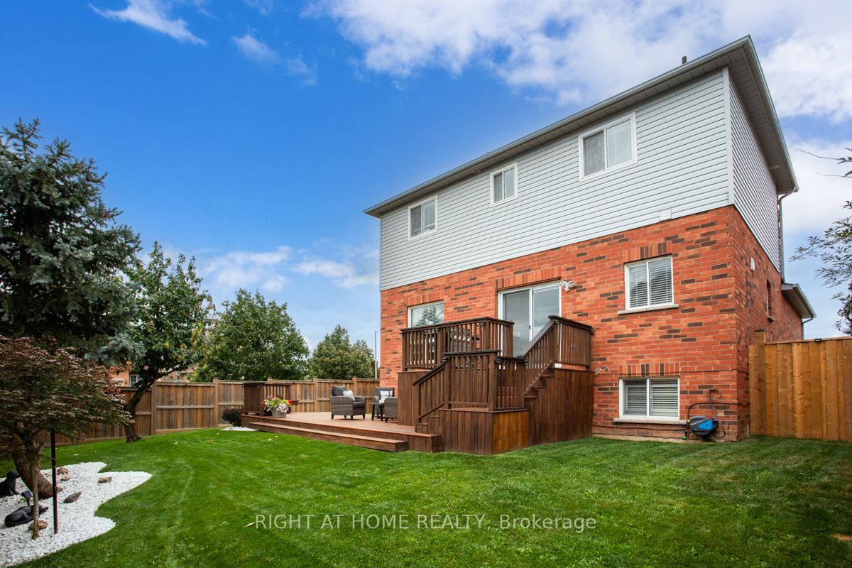 10 Dalrymple Dr