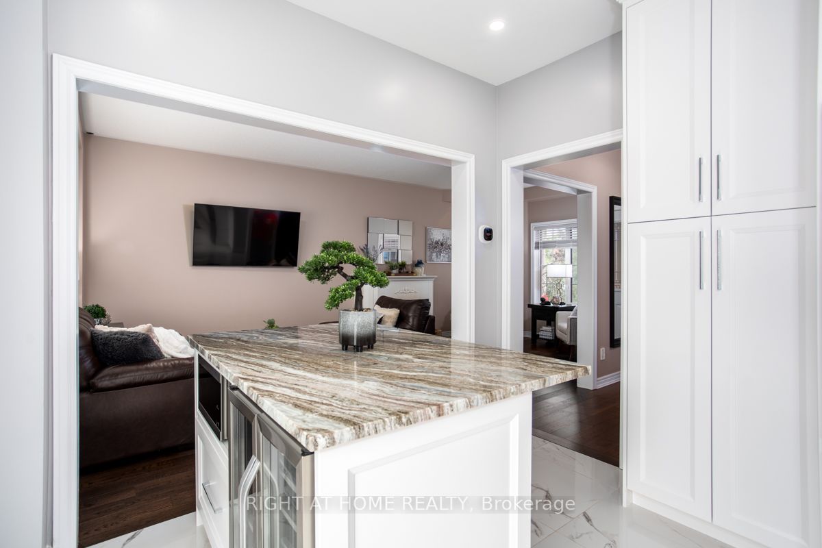 10 Dalrymple Dr