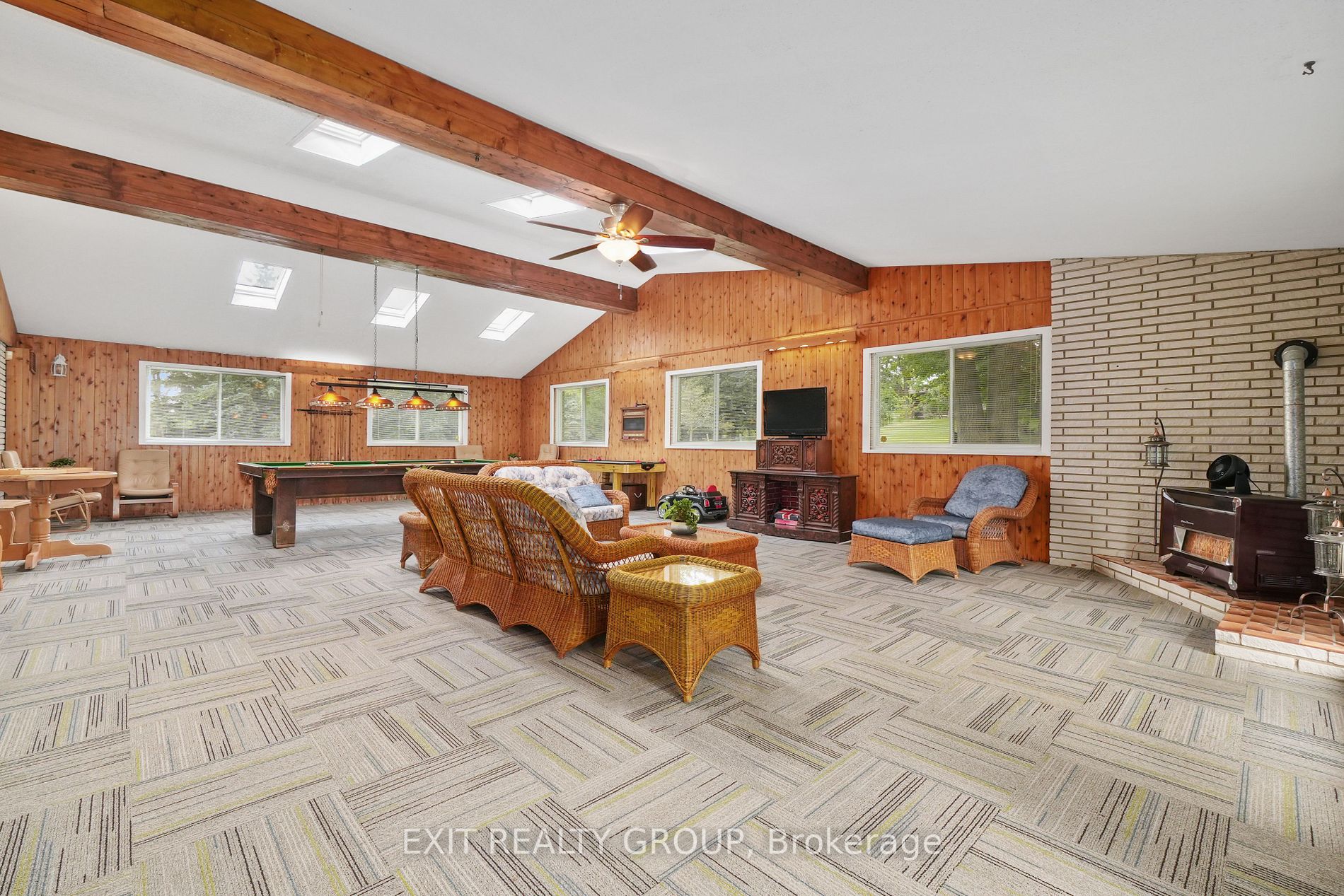 16686 Highway 2