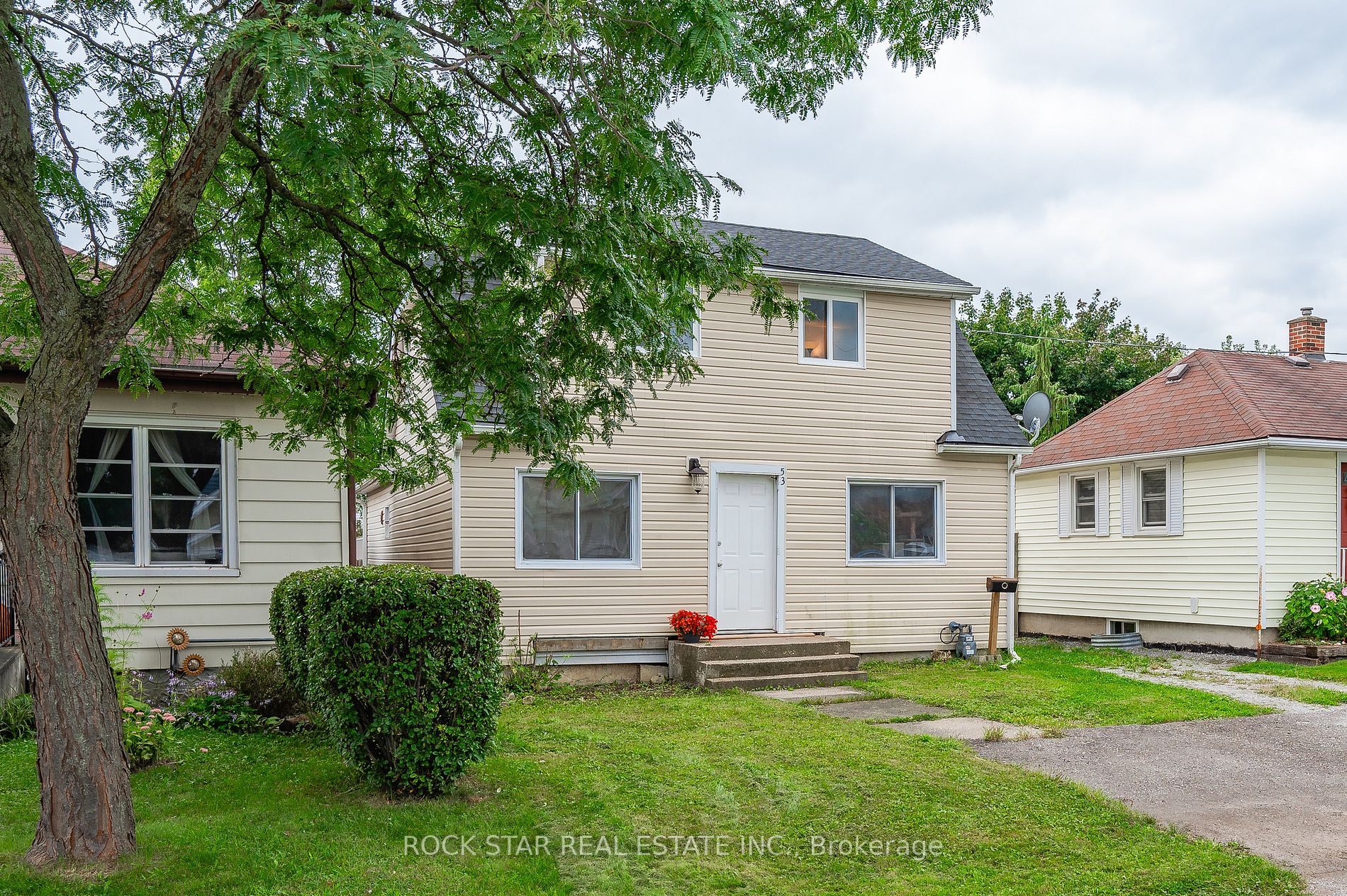 53 Kinsey St