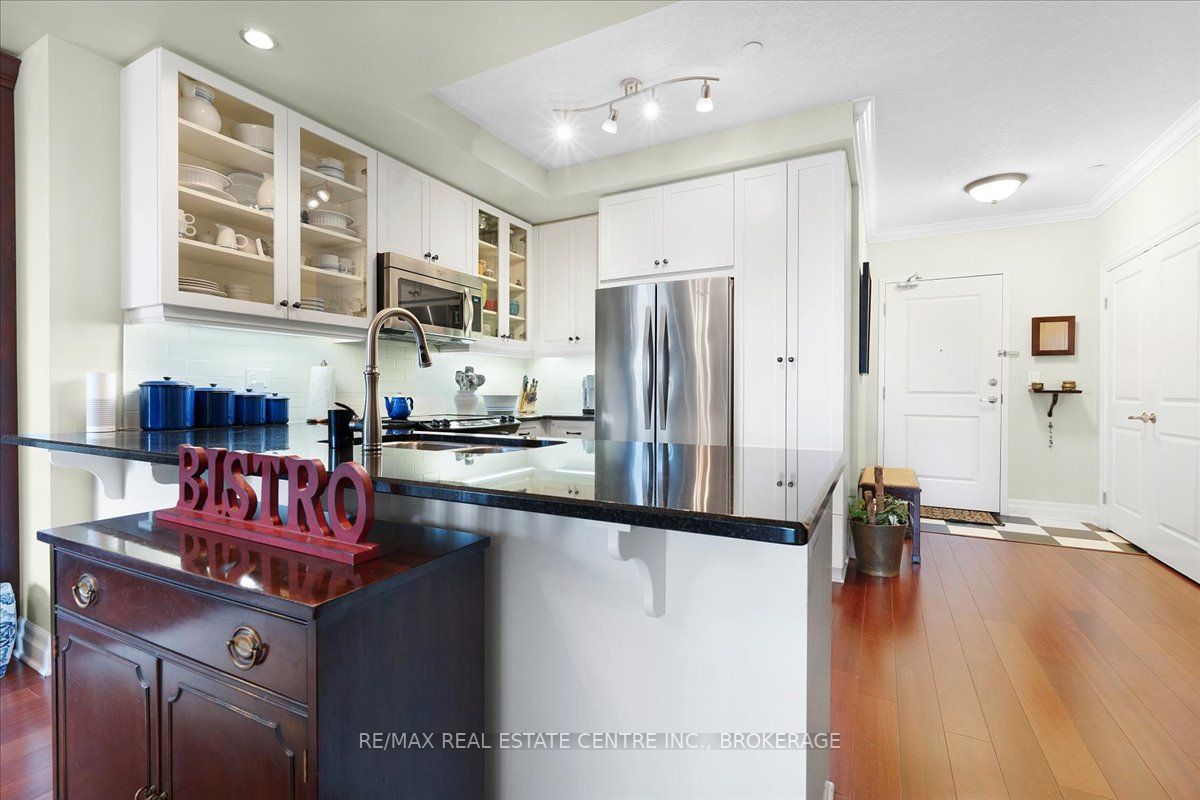 160 MACDONELL Street, #1306