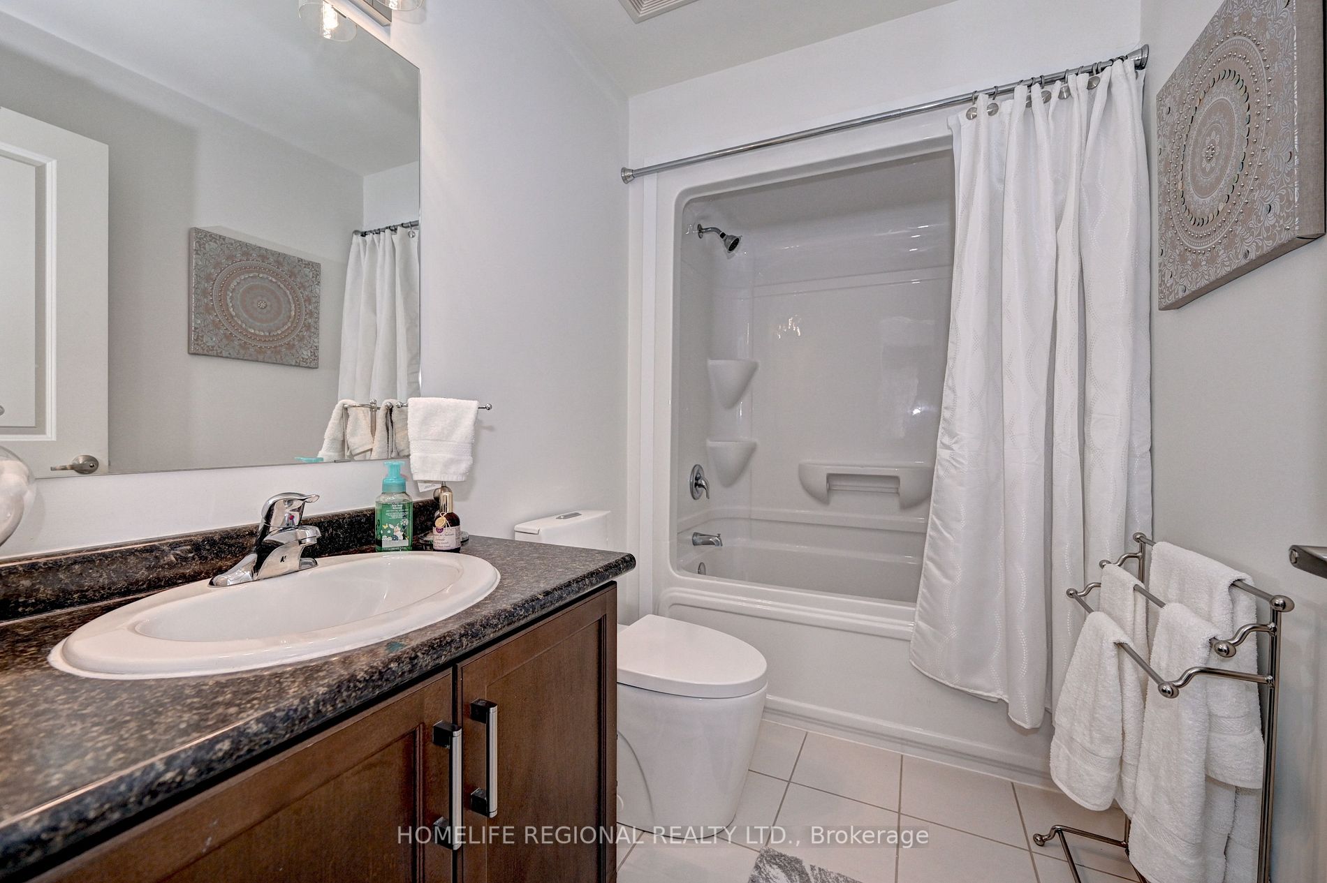 1083 Gordon Street, #305