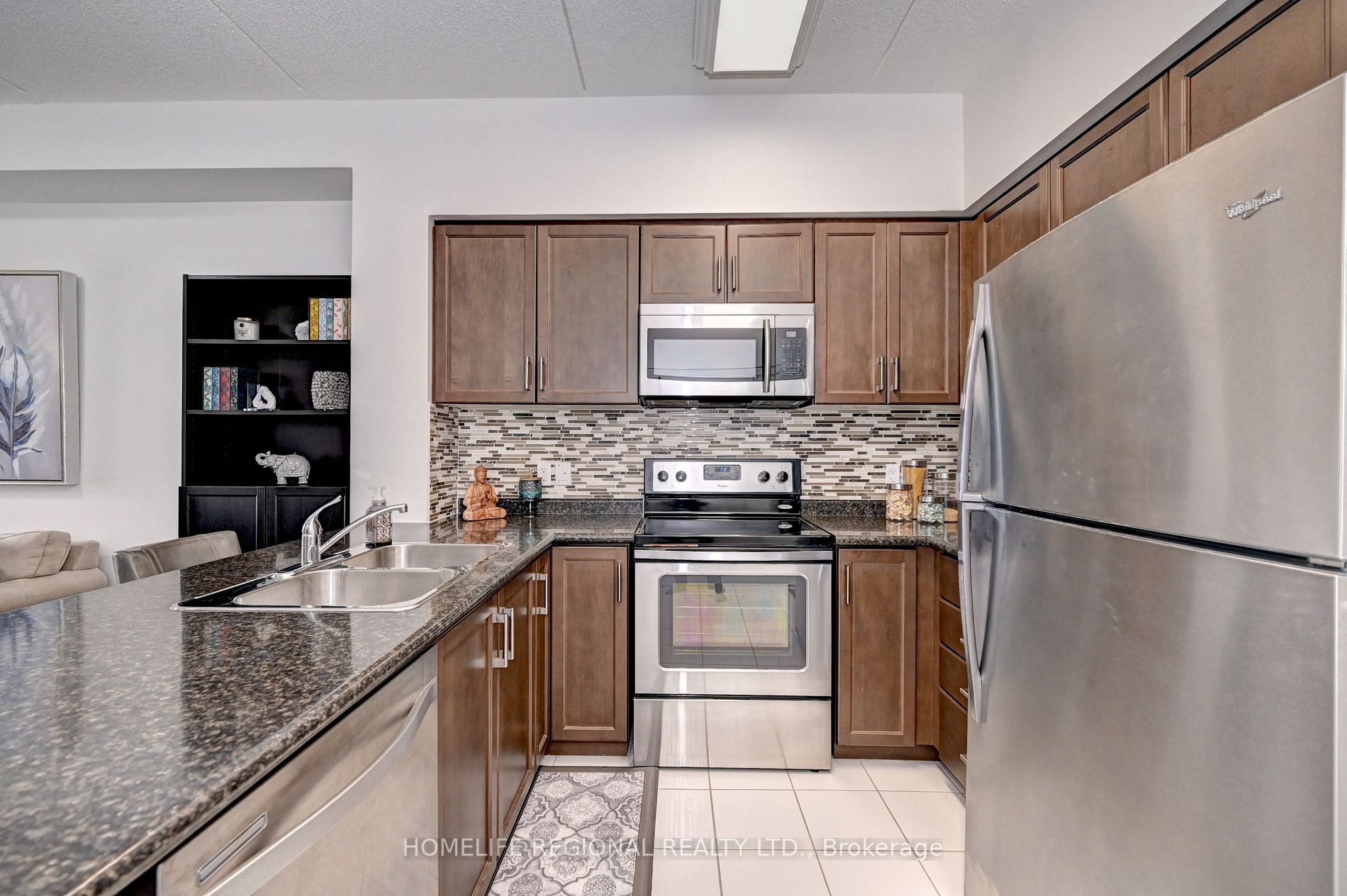 1083 Gordon Street, #305