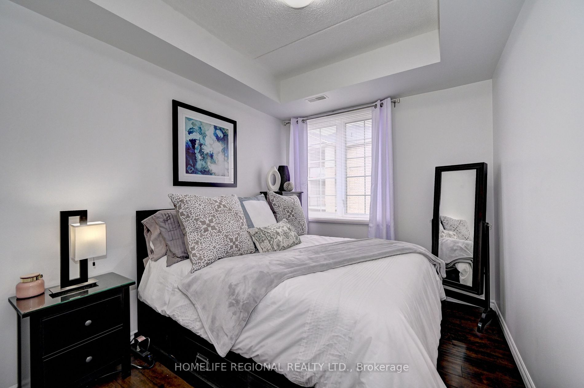 1083 Gordon Street, #305