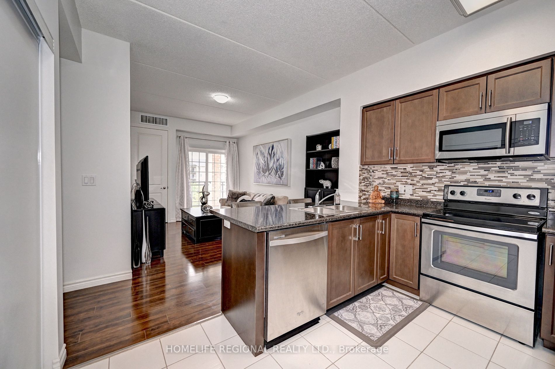 1083 Gordon Street, #305