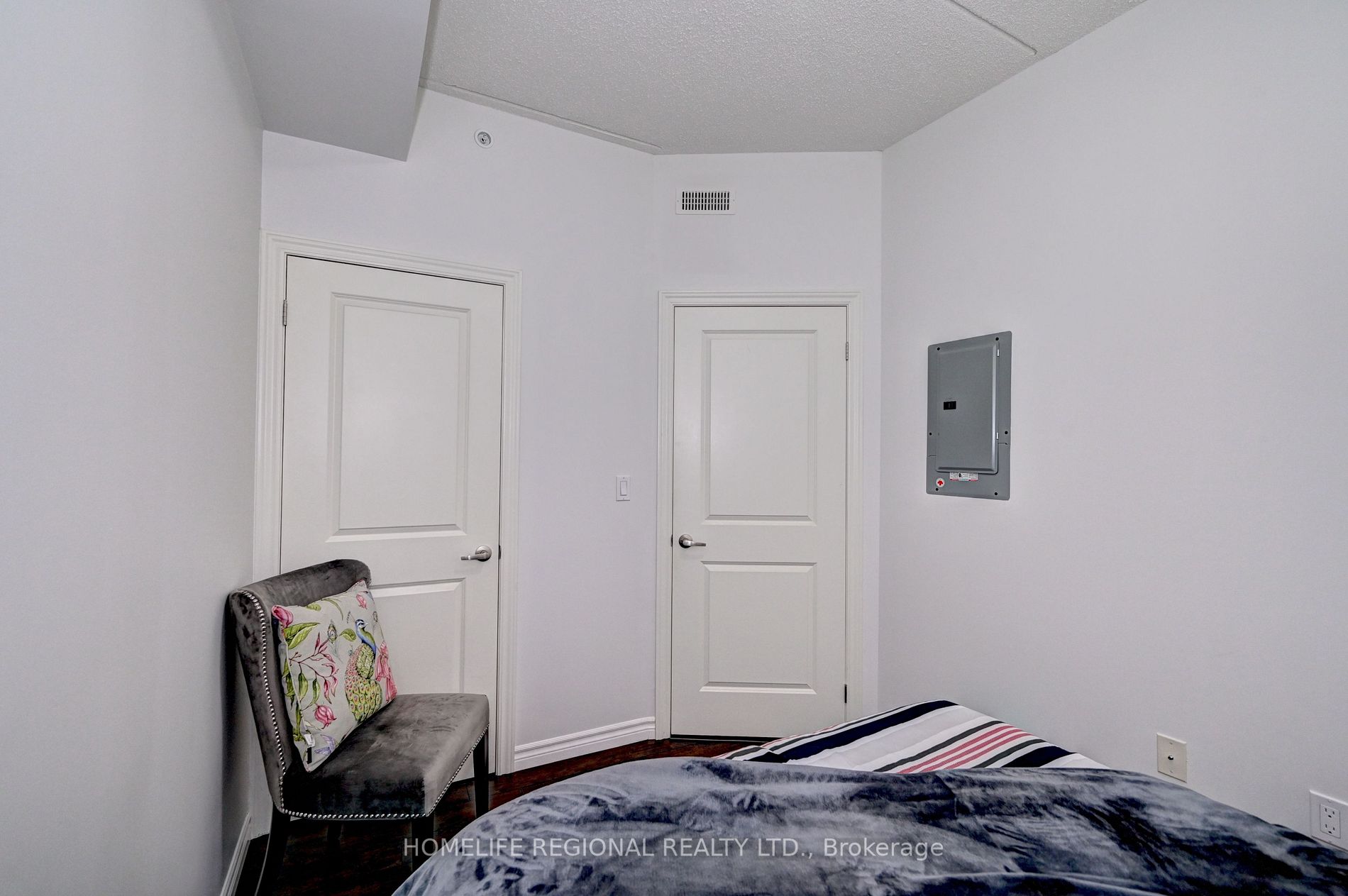 1083 Gordon Street, #305